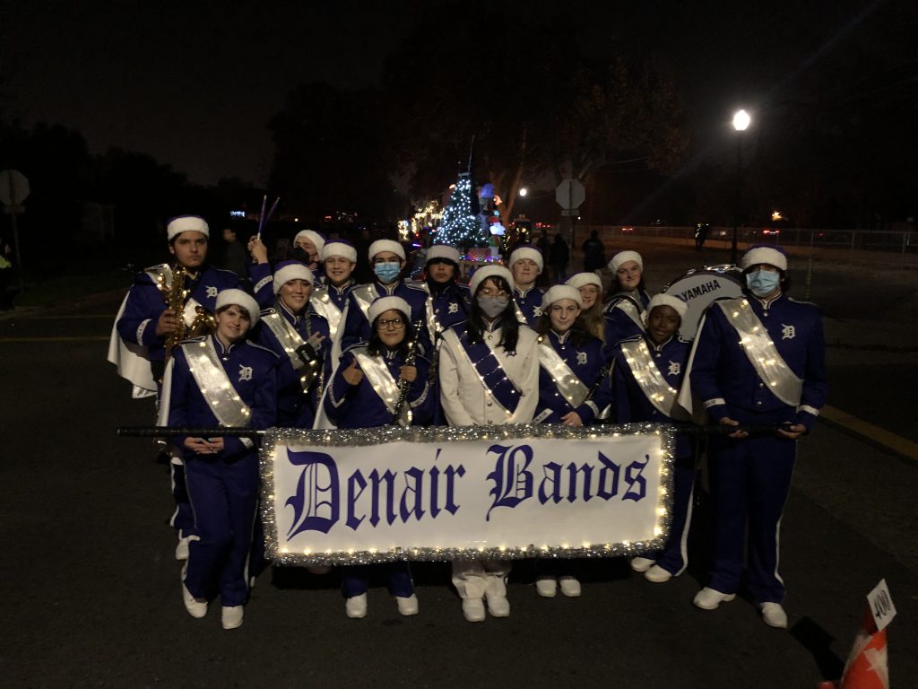 Denair marching band performs in Turlock parade